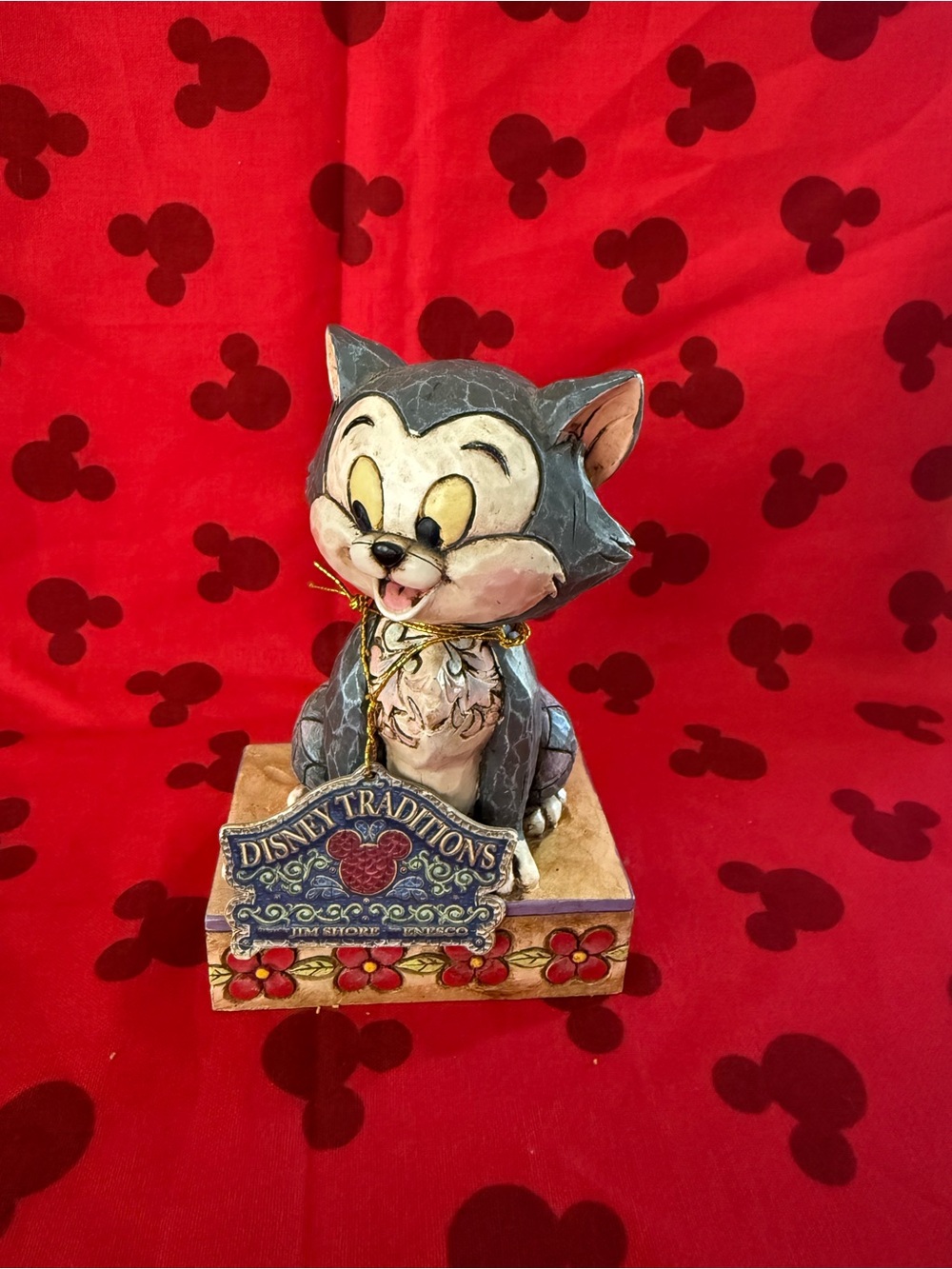 Disney COLLECTABLE “FIGARO” cat Figurine